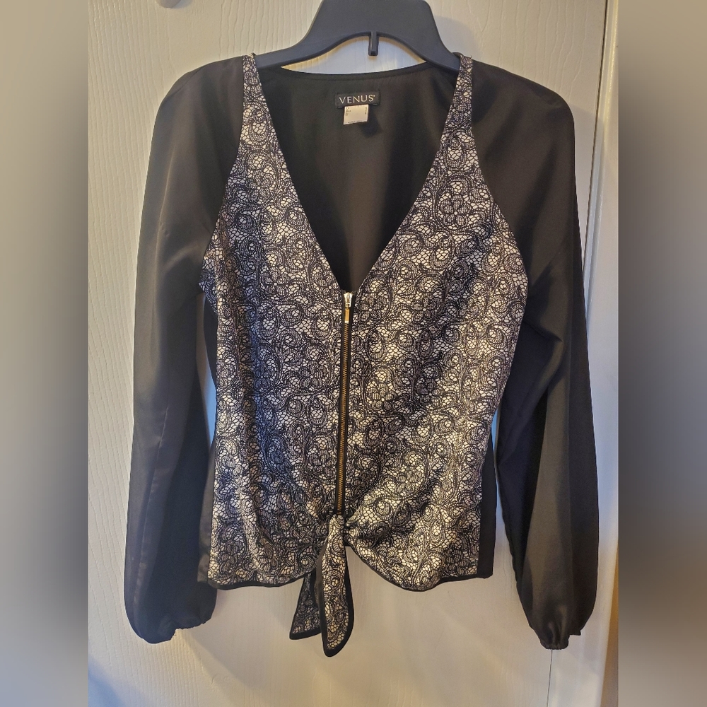 Venus black zip up blouse
